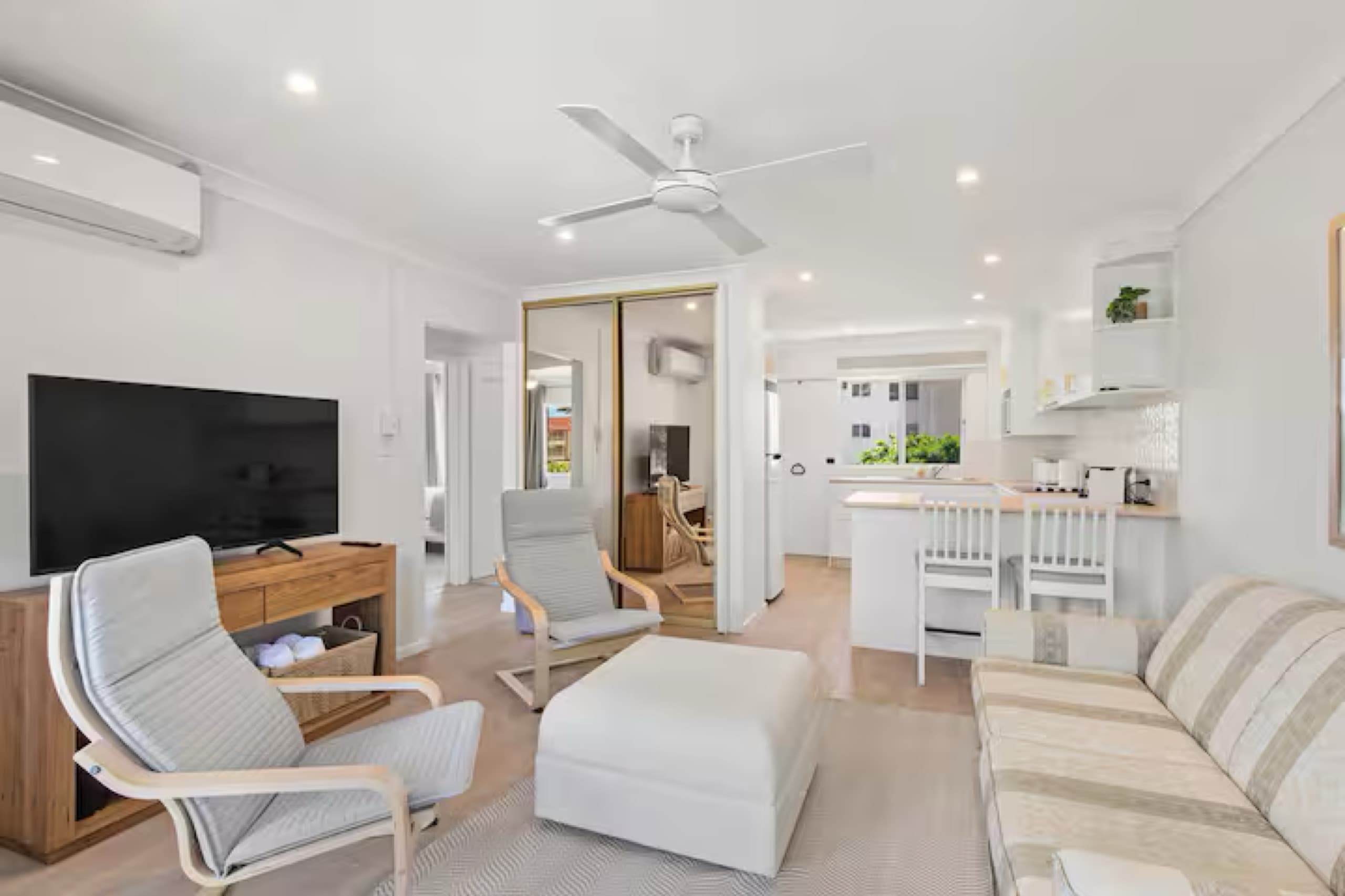 Sun & Sea Escape – Burleigh Beachfront Stay, Burleigh Heads — photo 3
