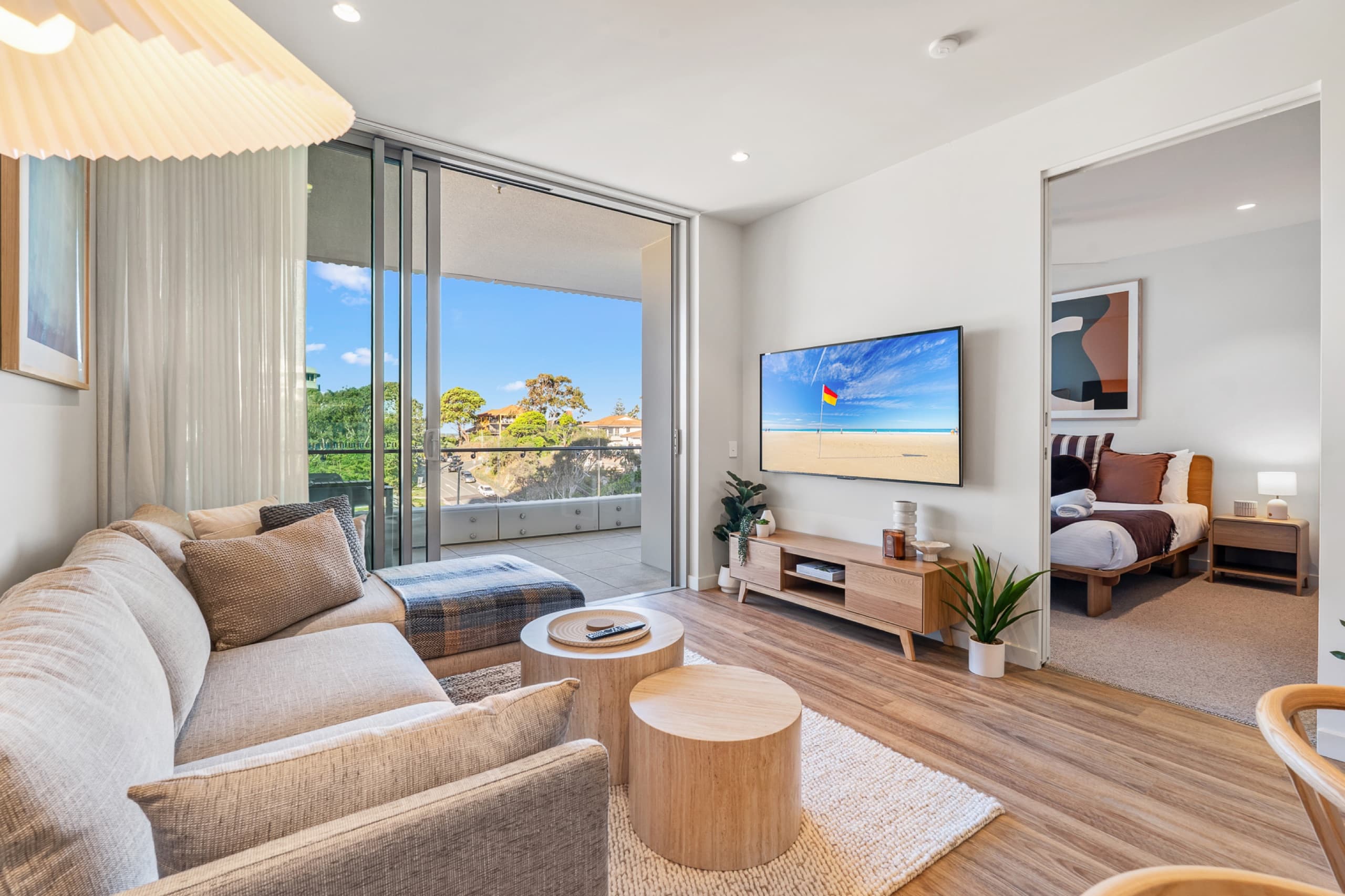 The Kirra Suite | Miles Residences | Ocean Views, Coolangatta — photo 2
