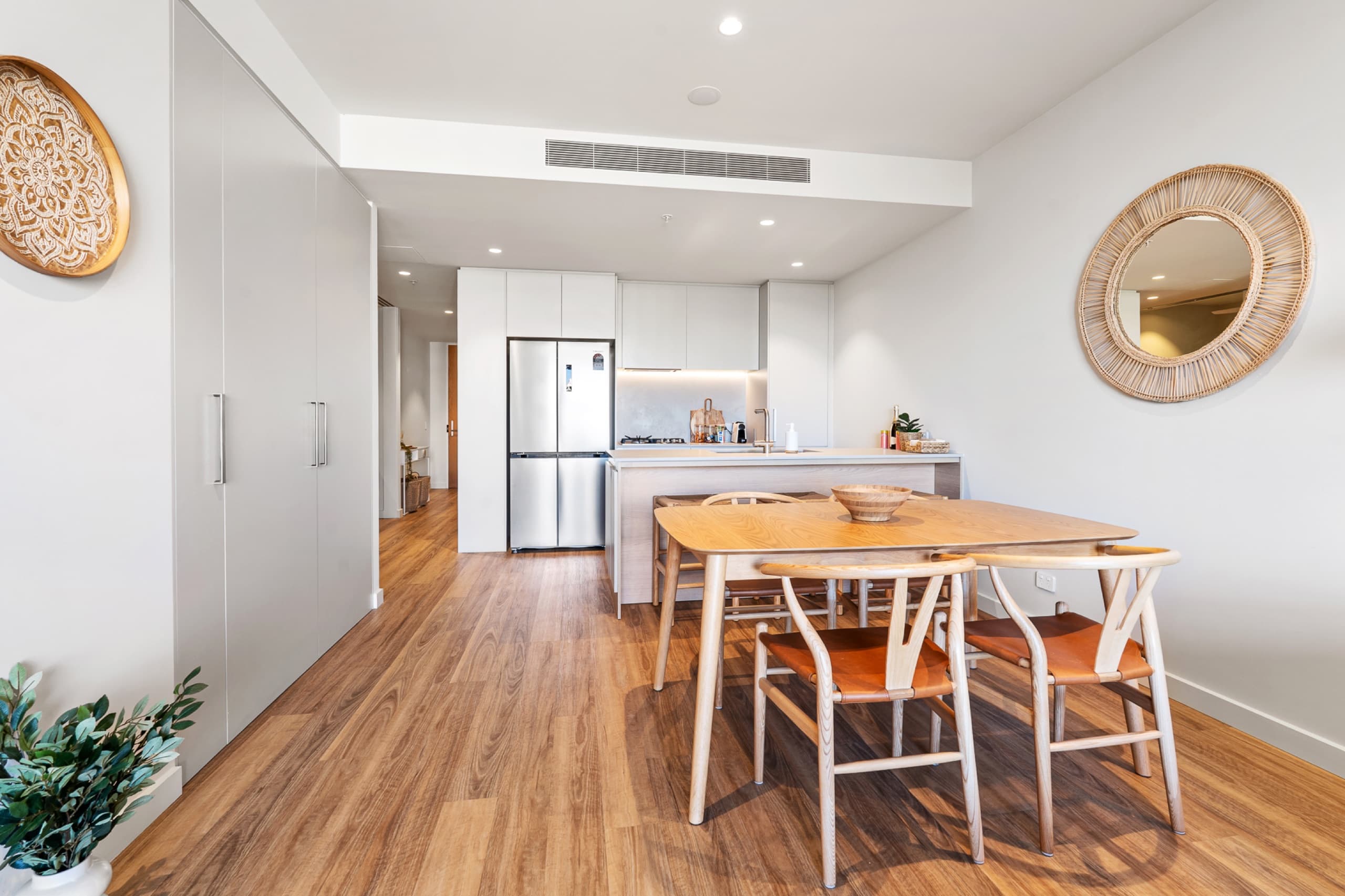The Kirra Suite | Miles Residences | Ocean Views, Coolangatta — photo 4