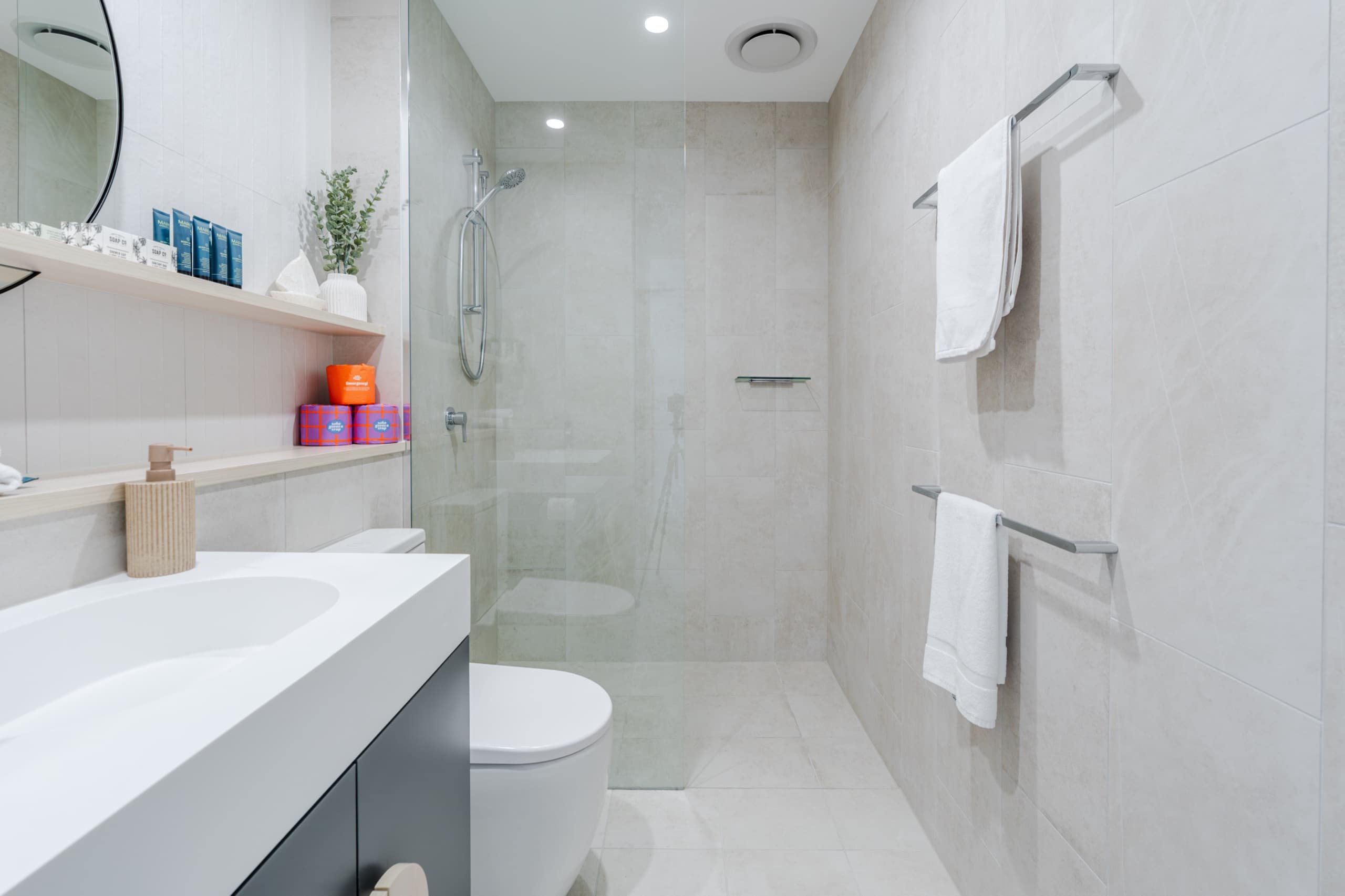 The Star Residences | Luxe 2BR, Pool, Gym & Sauna, Broadbeach — photo 4