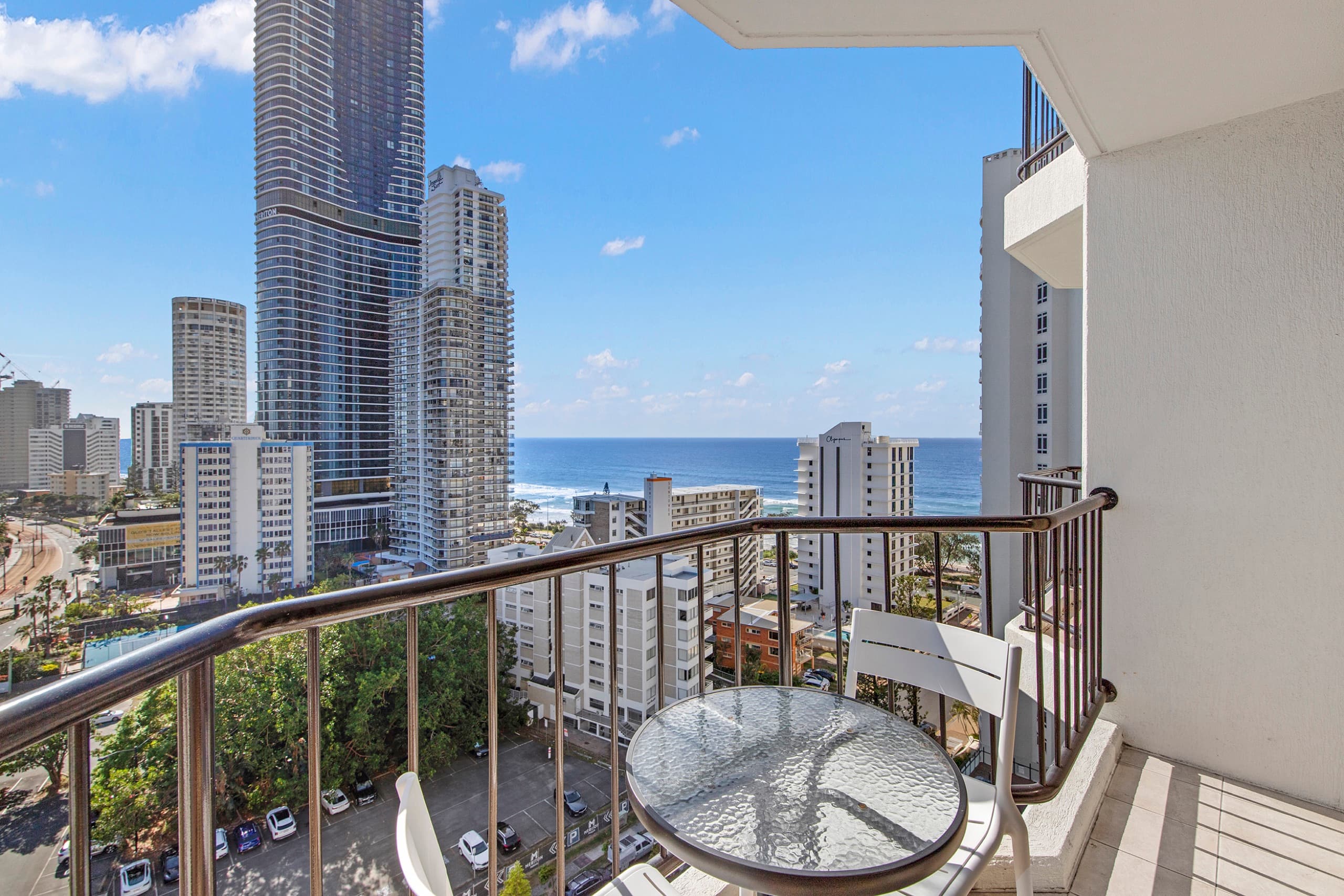 Beach Views at Mantra | Level 12 Coastal Escape, Surfers Paradise — photo 2