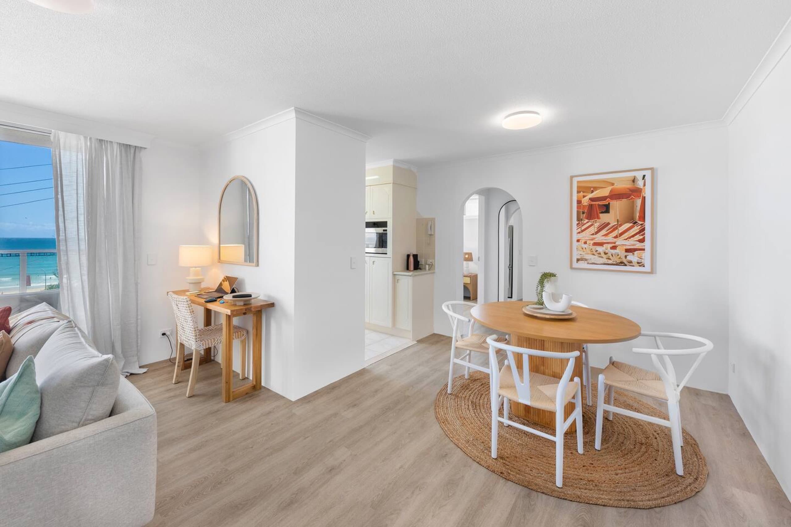Amazing beach view and perfect location Kirra, Coolangatta — photo 3