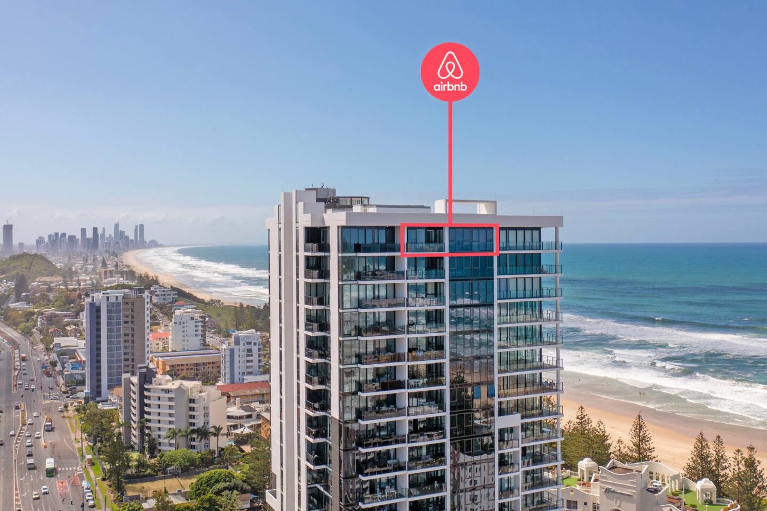 Coastal Paradise | Pool, Gym & Outdoor Shower in Burleigh Heads